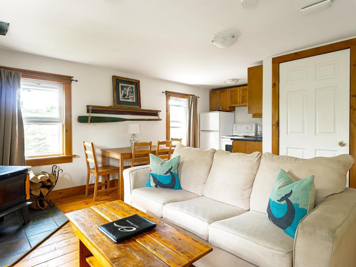 Oceanstone Seaside Resort Peggy's Cove Exterior photo