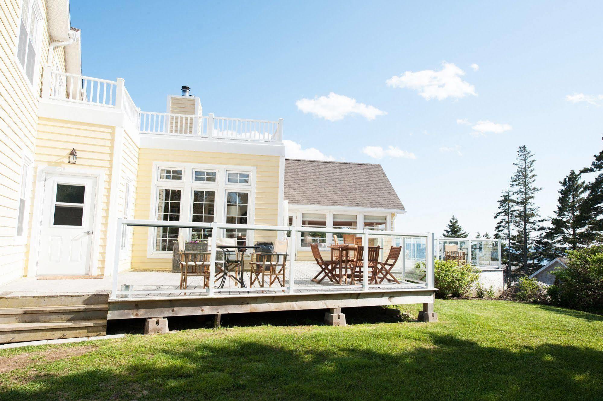 Oceanstone Seaside Resort Peggy's Cove Exterior photo
