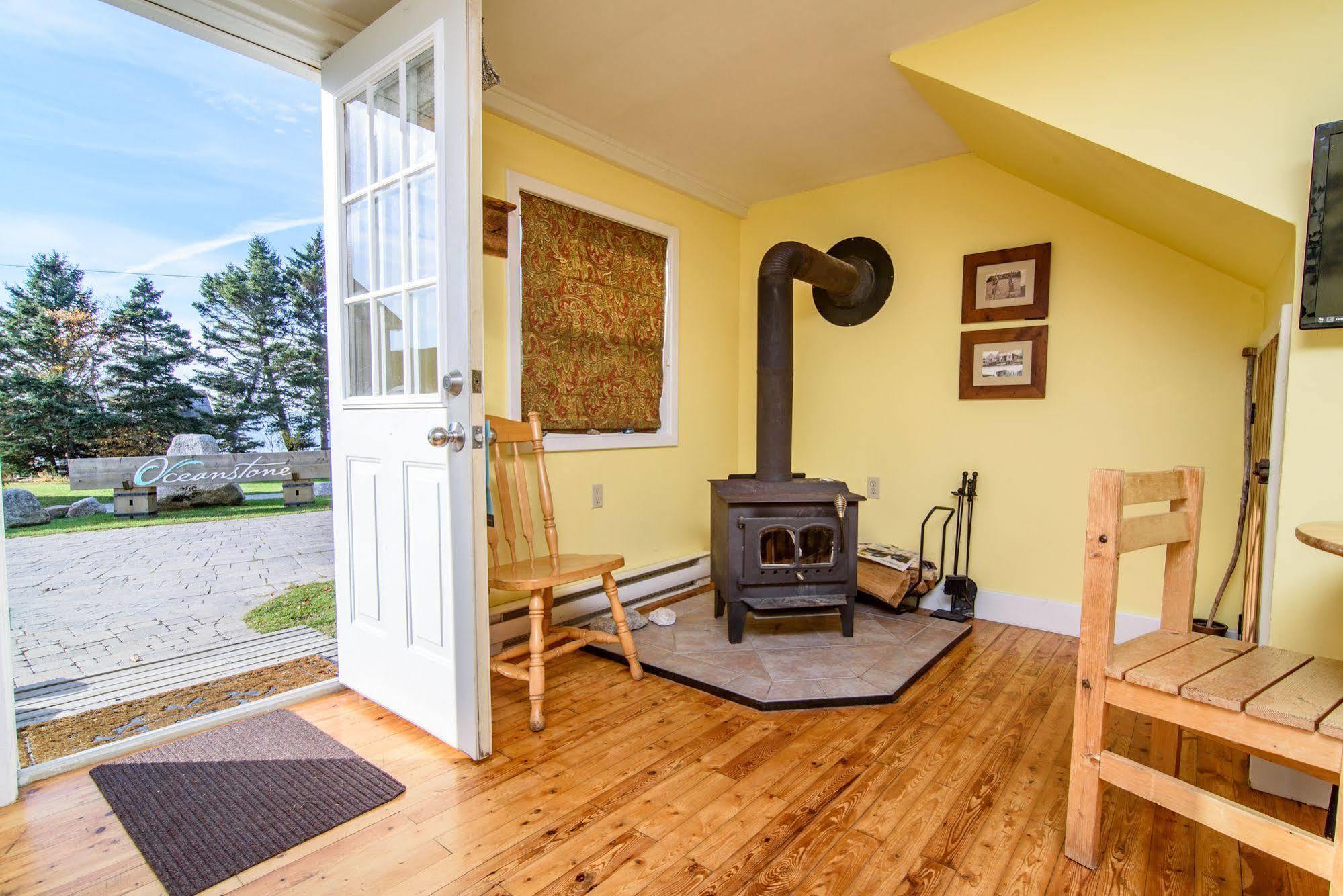 Oceanstone Seaside Resort Peggy's Cove Exterior photo